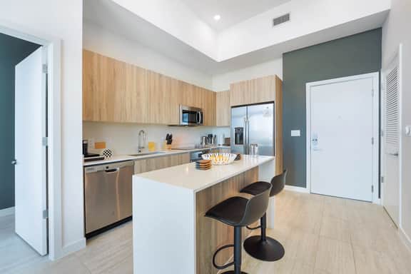 2 Bedroom City View - Image 3