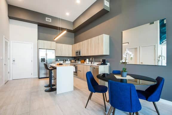 Clean & Modern 1 Bdrm Condo- Miami Design Dist - Image 4