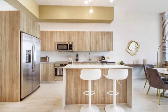 Beautiful 1 Bdrm PH Condo, Miami Design District - Image 5