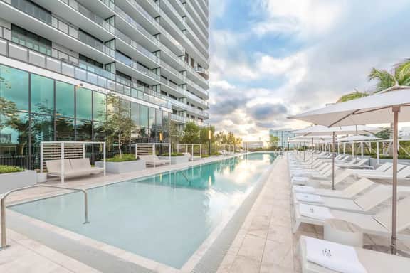 12th Floor Miami Beach Stay|Elegant 1BR &Pool Deck - Image 2