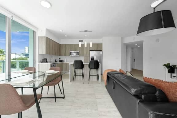 Gorgeous 2 bedrooms condo Miami best location - Image 5