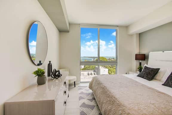 Beautiful Views - Artsy 2 Bdrm Miami Apt - Image 4
