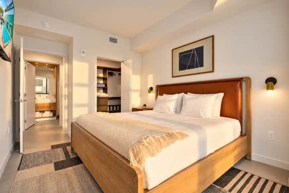 New 1BR Nomada Suite -Downtown Miami, Pool & Gym - Image 2