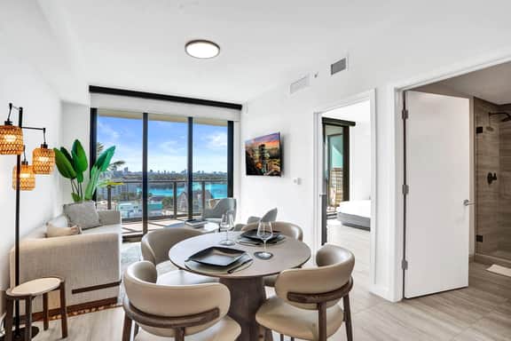 11th-Floor 1BR | Modern Beachside, Pool & Gym - Image 2