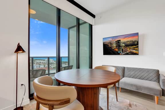 Spacious 19th Floor 1BR Escape | Miami Beach Bliss - Image 2