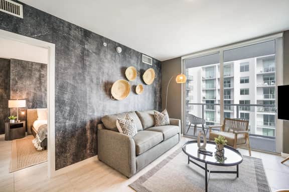 Urban Boho 1 Bdrm Condo, Best Miami Location - Image 3