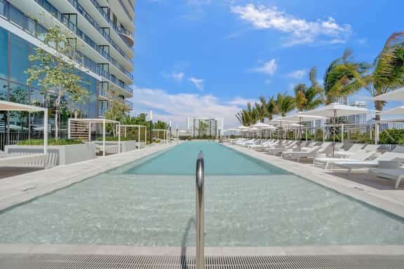 20th-Floor 2BR Retreat | Breathtaking Ocean Views - Image 2