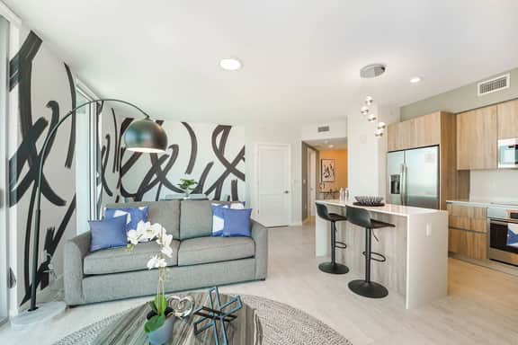 2 Bedroom -City View- Miami Design District - 802 - Image 3