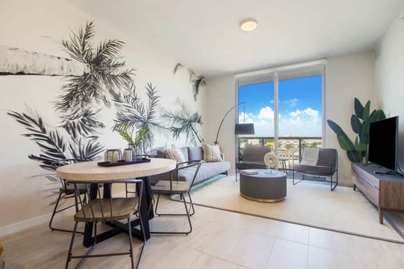 Brand New Lovely 1 Bdrm Condo, Best Miami Area - Image 5
