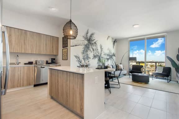Brand New Lovely 1 Bdrm Condo, Best Miami Area - Image 2