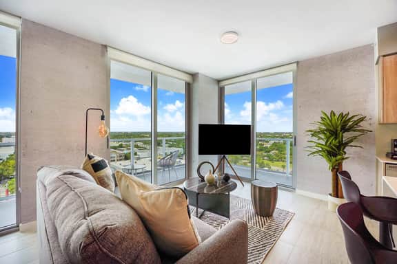 2 Bedroom -City View- Miami Design District - 1100 - Image 2