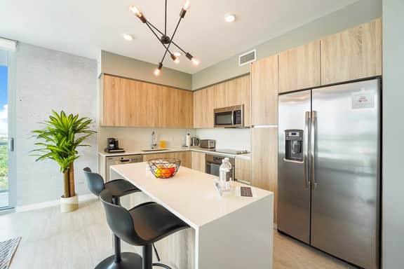 2 Bedroom -City View- Miami Design District - 1100 - Image 5