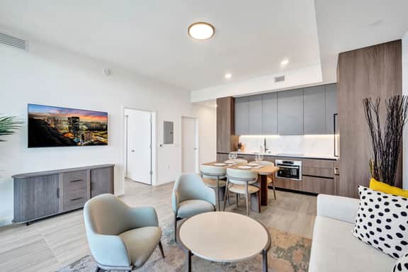 21st-Floor 2BR/1BA | Views, Pool & Gym, 72 Park - Image 3