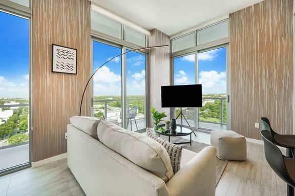 2 Bedroom -City View- Miami Design District - 1200 - Image 3