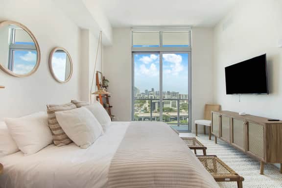 Beautiful 1 Bdrm Gem, Miami Design District - Image 4