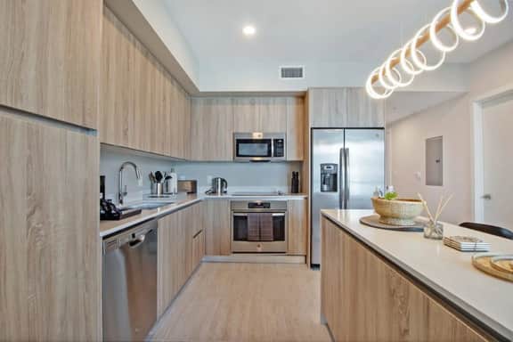 Stylish Modern Studio In The Heart Of Miami - Image 5