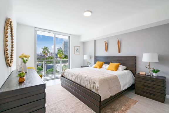 Tropical Miami Dream! 1 Bdrm Condo-Miami - Image 2