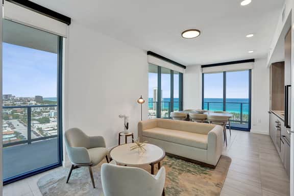 17th-Floor 4BR | Stunning Ocean & Skyline Views - Image 2