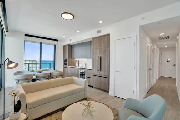 17th-Floor 4BR | Stunning Ocean & Skyline Views - Image 3